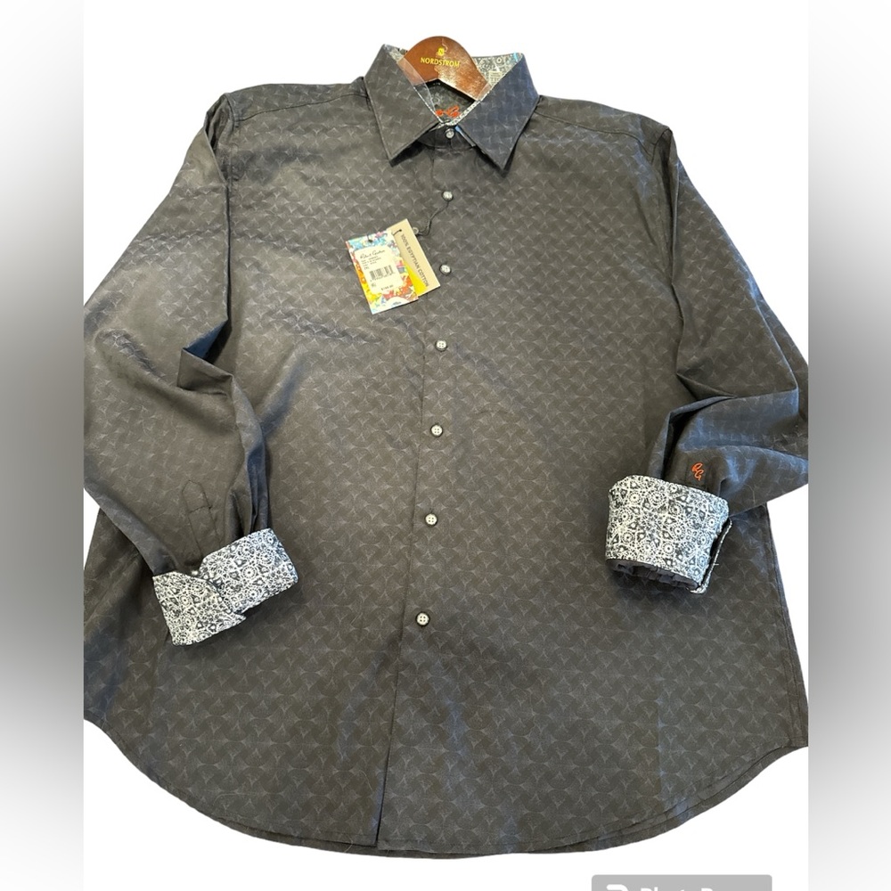 Robert Graham Men’s dress shirt